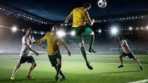 “空中奇观：多型战机编队翱翔，北京市民目睹壮丽景象”